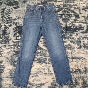 Madewell Classic Straight Jeans. Like New!
